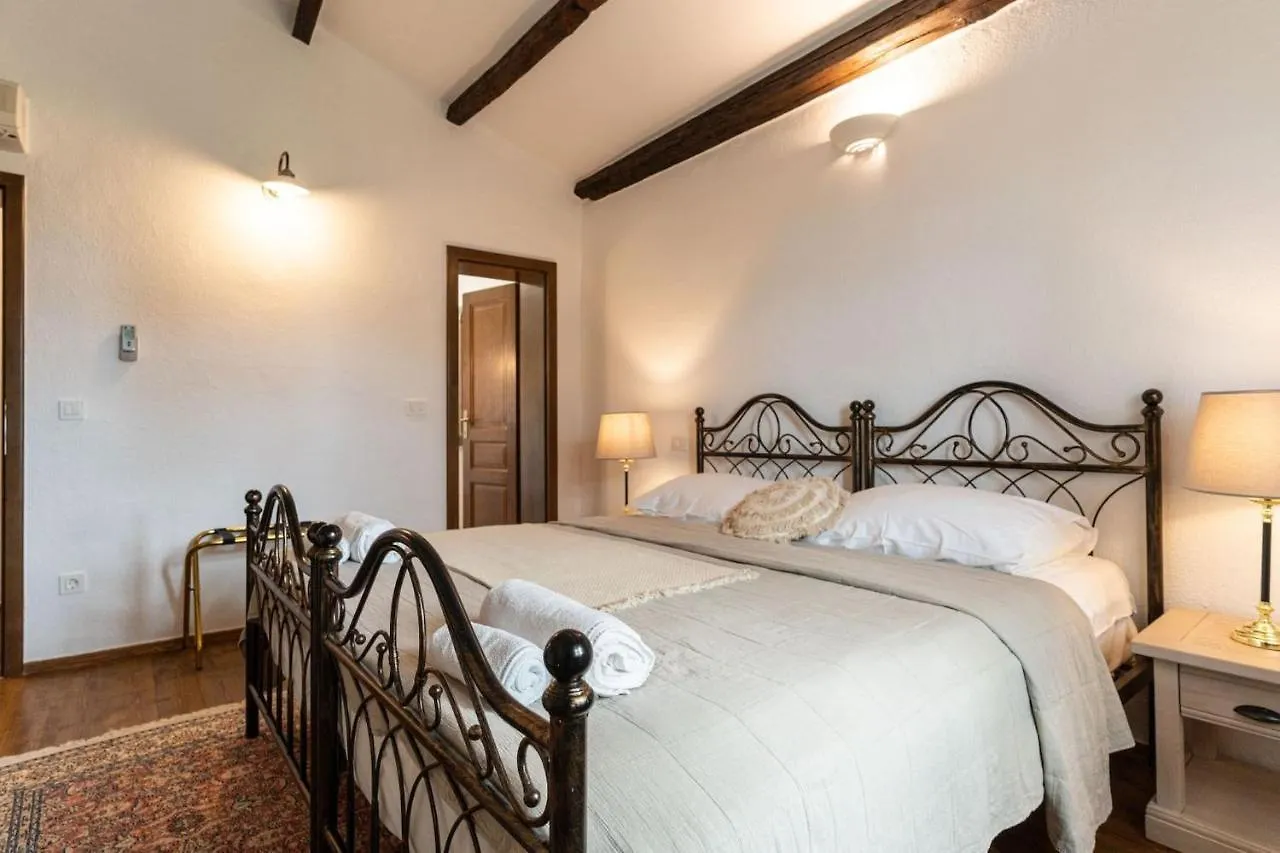 Family Villa Aryana With Pool In Porec Sveti Lovreč Pazenatički