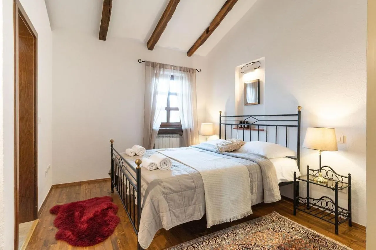 Family Villa Aryana With Pool In Porec Sveti Lovreč Pazenatički
